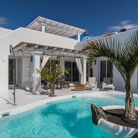 Willa Veaco Bahiazul With Private Pool Corralejo